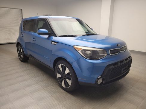 Used 2016 Kia Soul + w/ Designer's Package FWD image 13