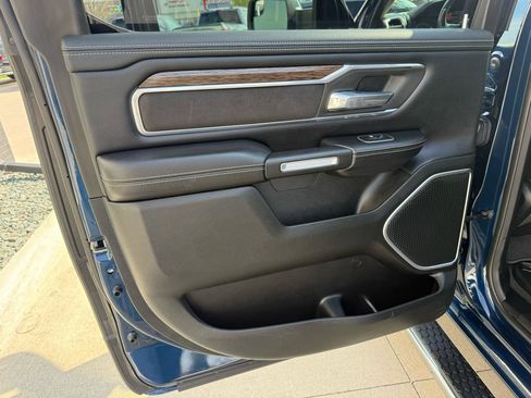 Used 2020 RAM 1500 Laramie AWD/4WD image 14