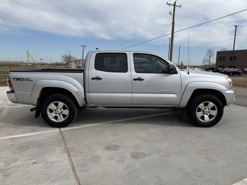 Used 2012 Toyota Tacoma PreRunner w/ TRD Off-Road Pkg image 6