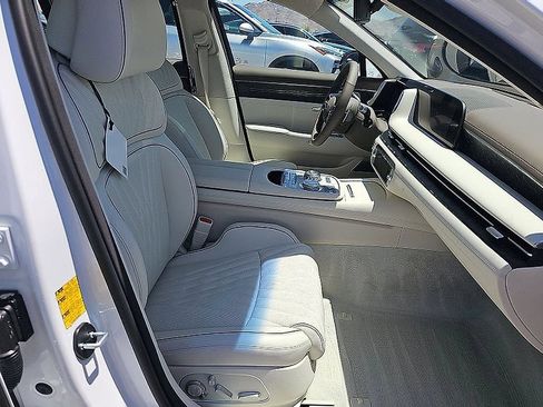 Used 2026 Genesis G90 3.5T AWD/4WD image 19