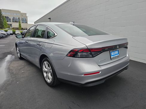 Used 2025 Honda Accord LX image 5