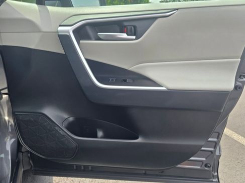 Certified 2025 Toyota RAV4 XLE Premium image 42