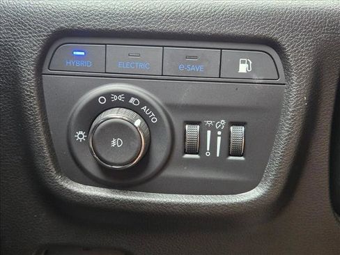 Used 2022 Jeep Grand Cherokee Limited 4xe AWD/4WD image 11
