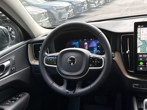 Used 2026 Volvo XC60 B5 Core w/ Protection Package Premier AWD/4WD image 22