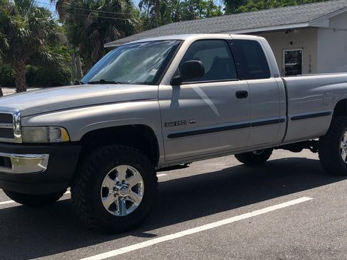 Used 1999 Dodge Ram 2500 Truck 4x4 Quad Cab image 7