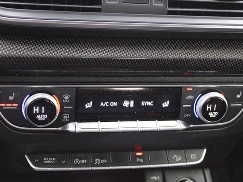 Used 2018 Audi SQ5 Premium Plus w/ S Sport Package image 39