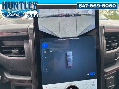 Used 2022 Ford Expedition Limited AWD/4WD image 31