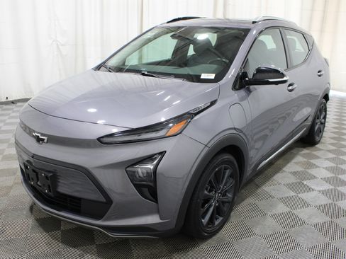 Used 2022 Chevrolet Bolt EUV Premier w/ Launch Edition FWD image 35