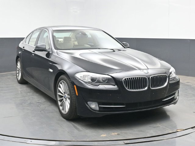 Used 2011 BMW 535i Sedan RWD image 2