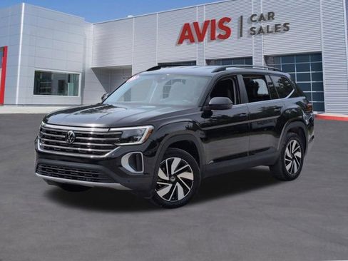 Used 2025 Volkswagen Atlas SE FWD image 1