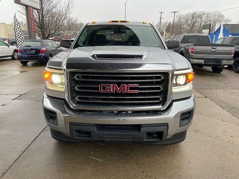 Used 2019 GMC Sierra 2500 4x4 Crew Cab image 7