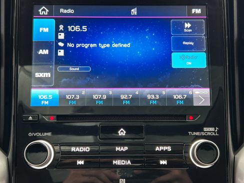 Used 2022 Subaru Ascent Touring AWD/4WD image 5