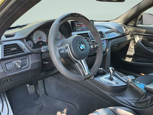 Used 2018 BMW M4 Coupe RWD image 9