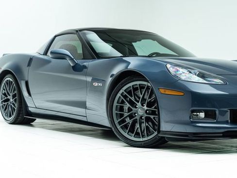 Used 2011 Chevrolet Corvette Z06 image 3