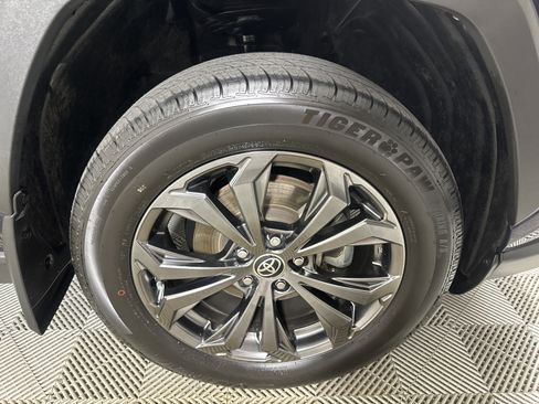 Used 2023 Toyota RAV4 Limited AWD/4WD image 26