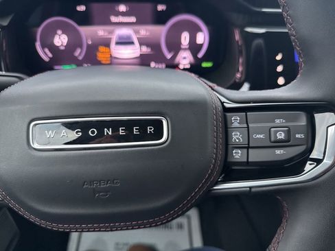 Used 2024 Jeep Wagoneer Launch Edition image 35