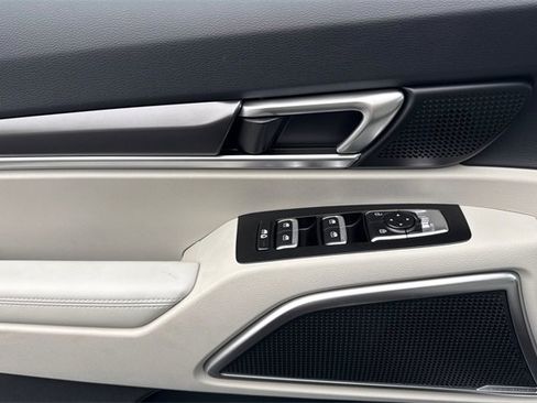 New 2025 Kia Telluride S image 12