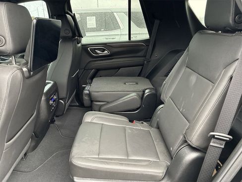 Used 2024 Chevrolet Tahoe Z71 w/ Off-Road Capability Package image 19