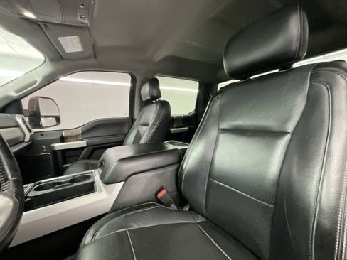 Used 2017 Ford F350 Lariat w/ Lariat Value Package image 6