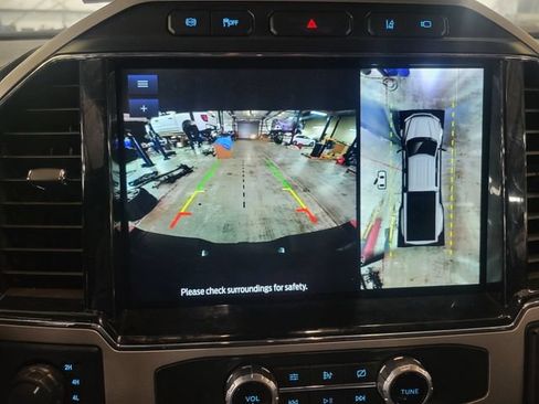 Used 2022 Ford F350 Lariat w/ Lariat Ultimate Package AWD/4WD image 17