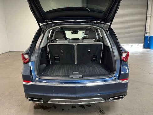 Used 2025 Acura MDX SH-AWD w/ Technology Package image 16
