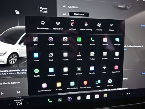 Used 2024 Tesla Model Y Long Range image 21