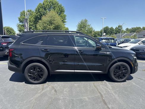 Used 2023 Kia Sorento S w/ Panoramic Sunroof Package AWD/4WD image 9