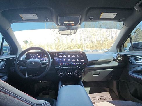 Used 2025 Chevrolet Blazer EV RS image 24