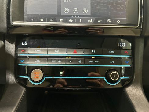 Used 2020 Jaguar F-PACE Premium AWD/4WD image 58