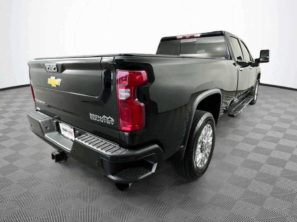 Used 2023 Chevrolet Silverado 3500 High Country w/ Z71 Off-Road Package AWD/4WD image 12