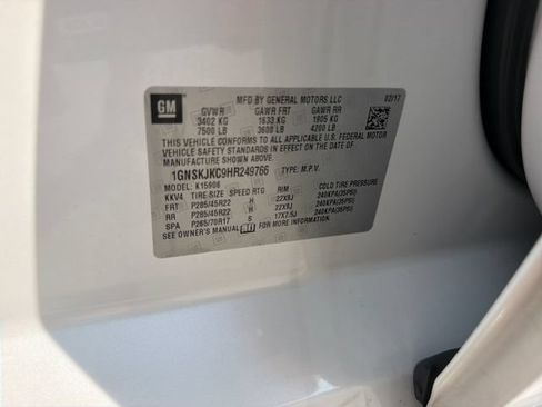 Used 2017 Chevrolet Suburban Premier AWD/4WD image 34