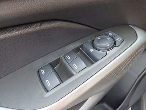 Used 2024 Chevrolet Trax LS FWD image 8
