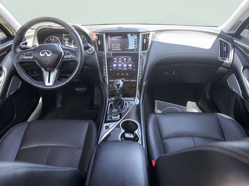 Used 2018 INFINITI Q50 Luxe w/ Sensory Package (Luxe) AWD/4WD image 28