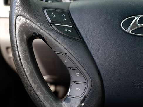 Used 2013 Hyundai Sonata GLS image 24