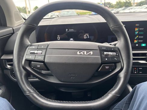 Used 2026 Kia Sportage LX AWD/4WD image 28
