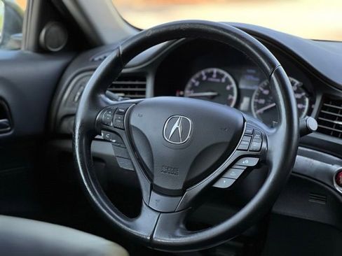 Used 2017 Acura ILX FWD image 29