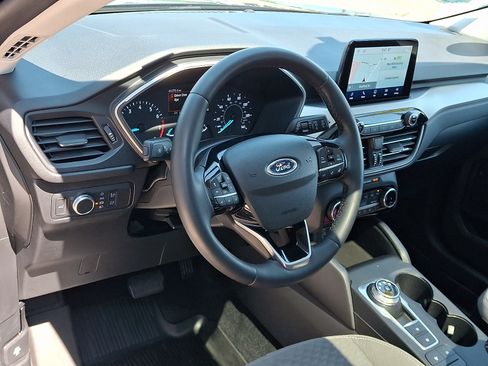 Certified 2022 Ford Escape SE w/ Convenience Package FWD image 16