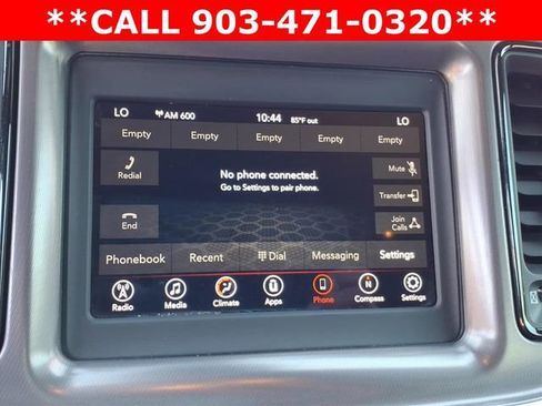 Used 2019 Dodge Challenger SXT w/ Blacktop Package image 10