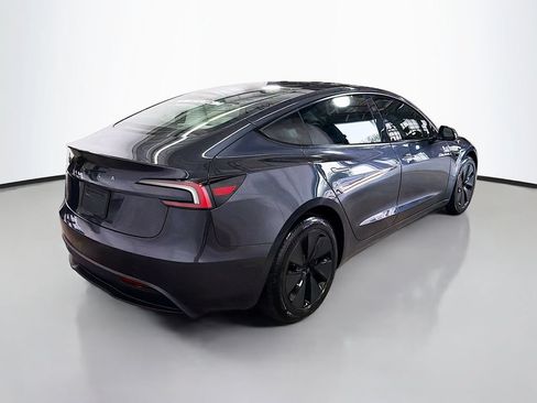 Used 2025 Tesla Model 3 Long Range RWD image 9