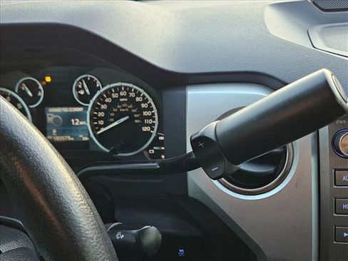 Used 2017 Toyota Tundra SR5 image 12