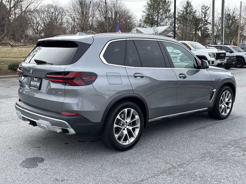 Used 2024 BMW X5 xDrive40i w/ Premium Package AWD/4WD image 8