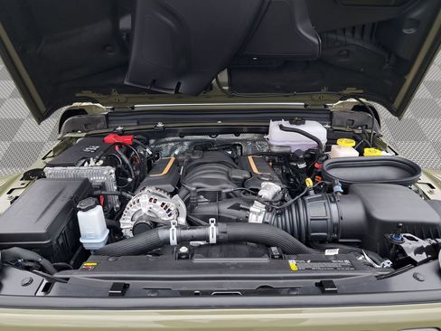 New 2025 Jeep Wrangler Unlimited Rubicon 392 image 28