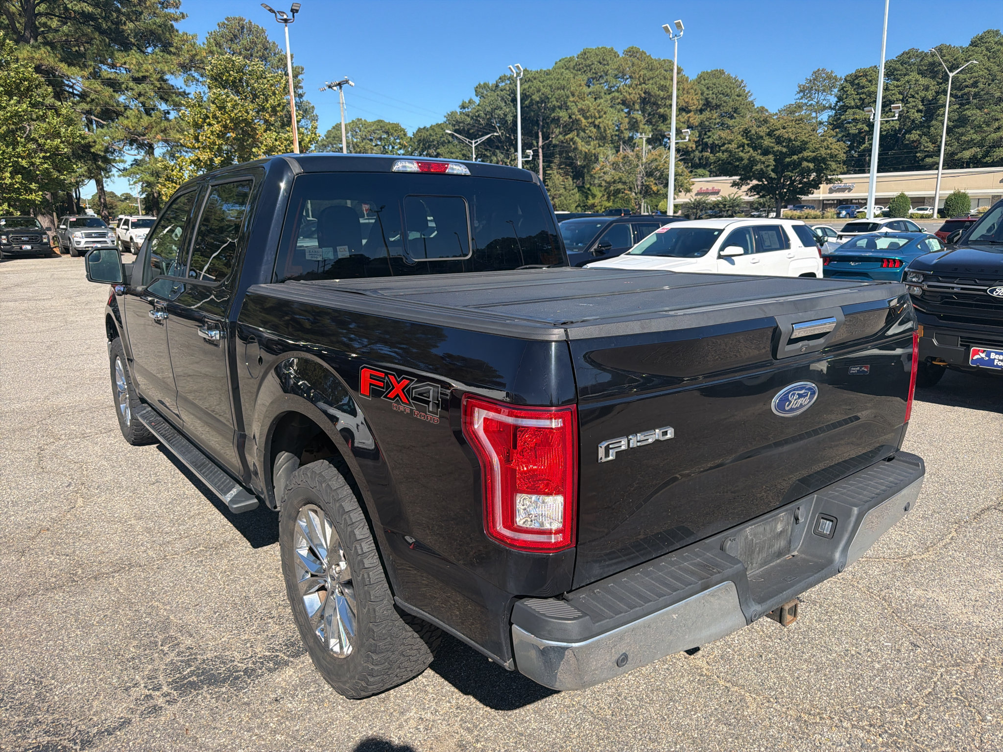 Used 2017 Ford F150 XLT w/ Equipment Group 302A Luxury AWD/4WD image 7