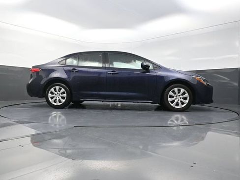 Used 2024 Toyota Corolla LE FWD image 38