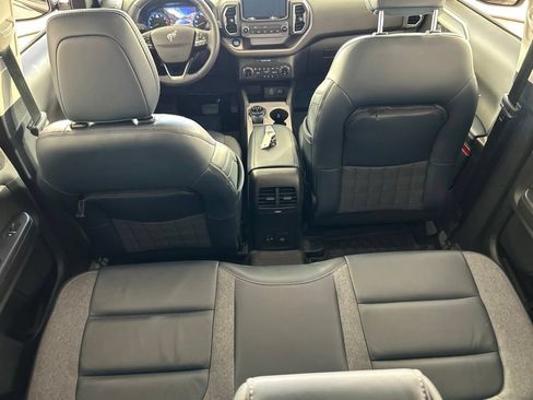 Used 2023 Ford Bronco Sport Outer Banks w/ Tech Package AWD/4WD image 27
