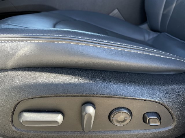Used 2022 Buick Enclave Premium FWD image 23