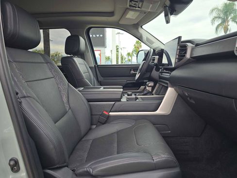 Used 2024 Toyota Tundra Limited AWD/4WD image 10