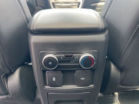 Used 2023 Ford Explorer XLT w/ Equipment Group 202A image 19