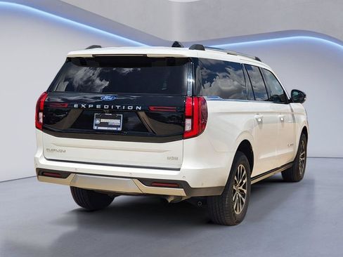 Used 2025 Ford Expedition Max Platinum AWD/4WD image 9