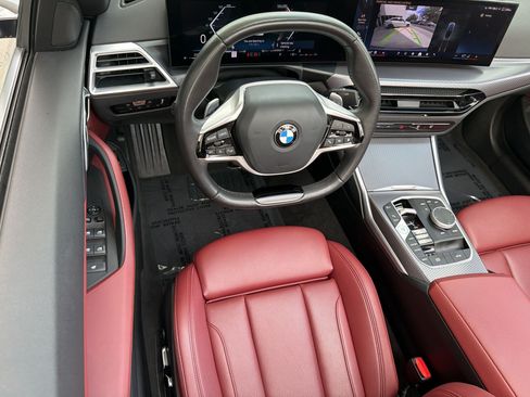 Used 2025 BMW 430i Convertible w/ Premium Package RWD image 29
